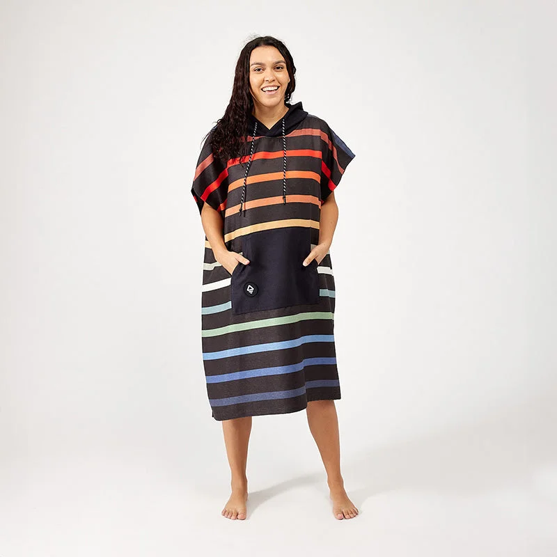 Nomadix Changing Poncho, Pinstripes Multi