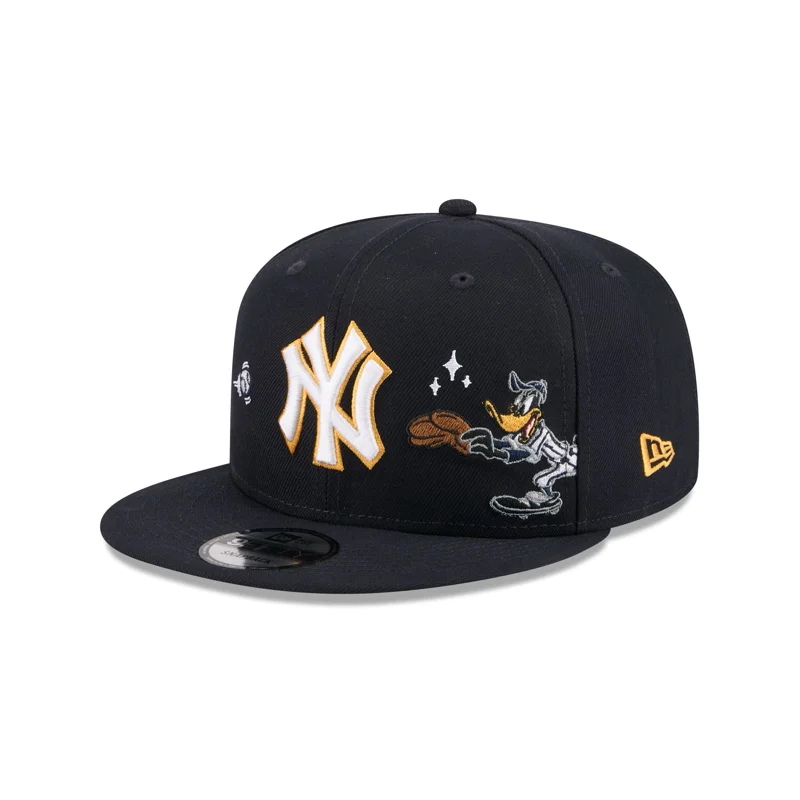 New York Yankees Daffy Duck Catch 9FIFTY Snapback Hat