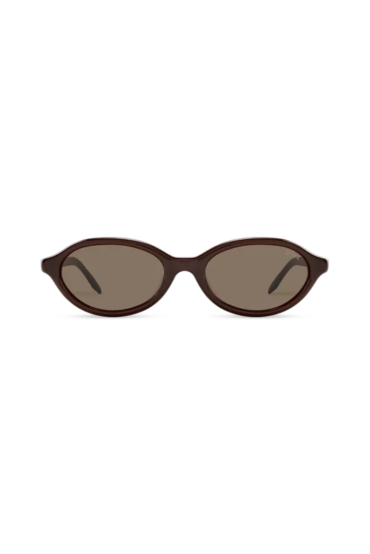 Tess - Brown + Brown Lens / Standard Lens