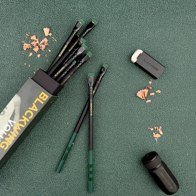 Blackwing Pencils Volume 11 - Bill Russell (Set of 12)
