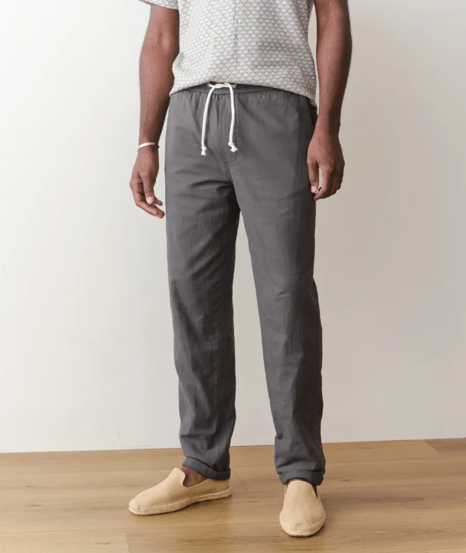 Marine Layer Saturday Slim Straight Beach Pant in Faded Black
