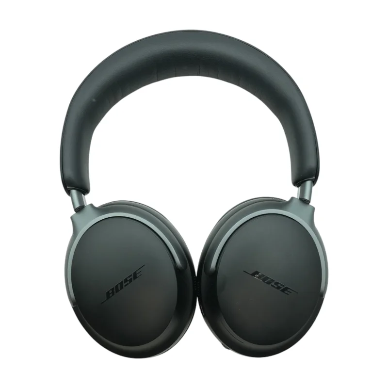 Black QuietComfort Ultra Noise Cancelling Headphones