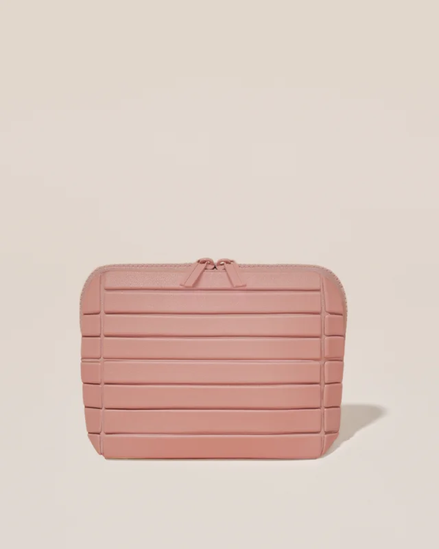 The Small Blush Traveller Makeup Bag